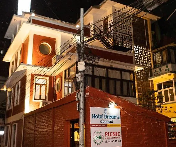 Dreams Connect Grb Bed & Breakfast 3*